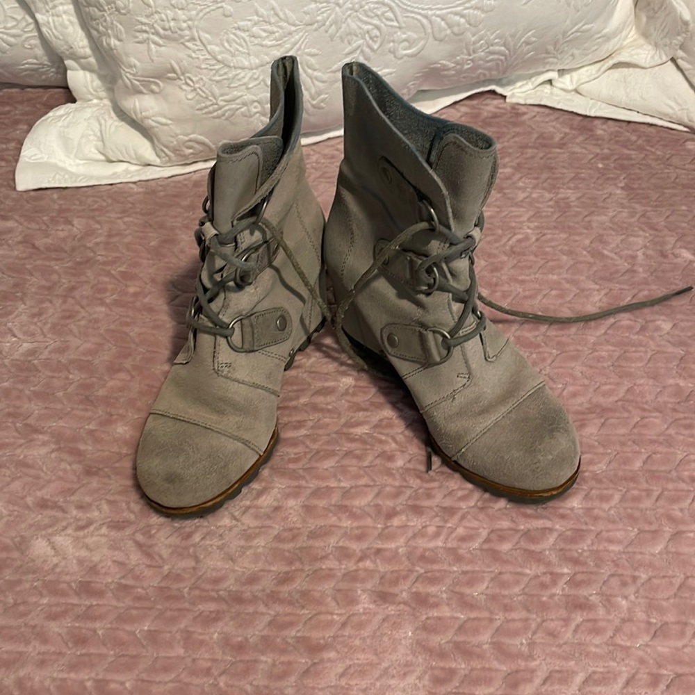 COPY - Sorel Grey Suede Wedge Boots
